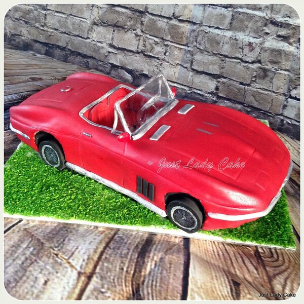 gateau-3d-voiture-stingray-decapotable.thumb.jpg.2498386a22bdf45f79ca4fa7678f69a4.jpg