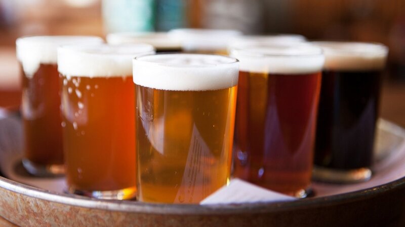 beer-tray-GettyImages-495339539.thumb.jpg.a8f922948c049e7c8eb22bd10e608a0a.jpg